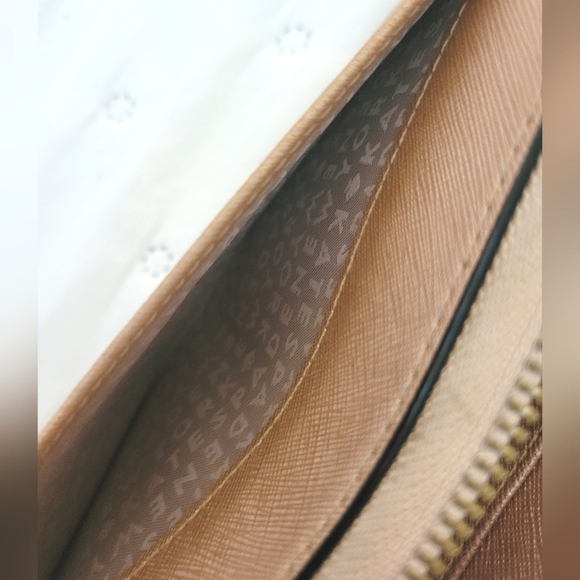 Kate Spade Neda Newbury Lane zip wallet in Rosegold - Picture 7 of 10